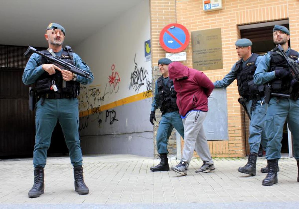 Raúl Romero sale de los juzgados de Illescas, el 7 de mayo de 2018, tras ser detenido por el asesinato