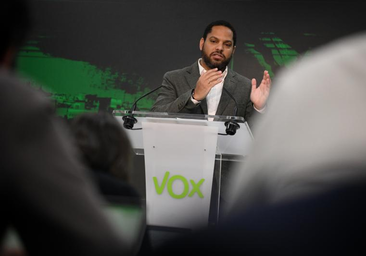 Vox se querella contra los miembros de la Mesa del Parlament que admitieron la ILP independentista