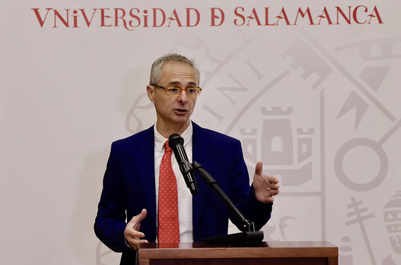 El rector de la Universidad de Salamanca, Ricardo Rivero, en una reciente imagen de archivo