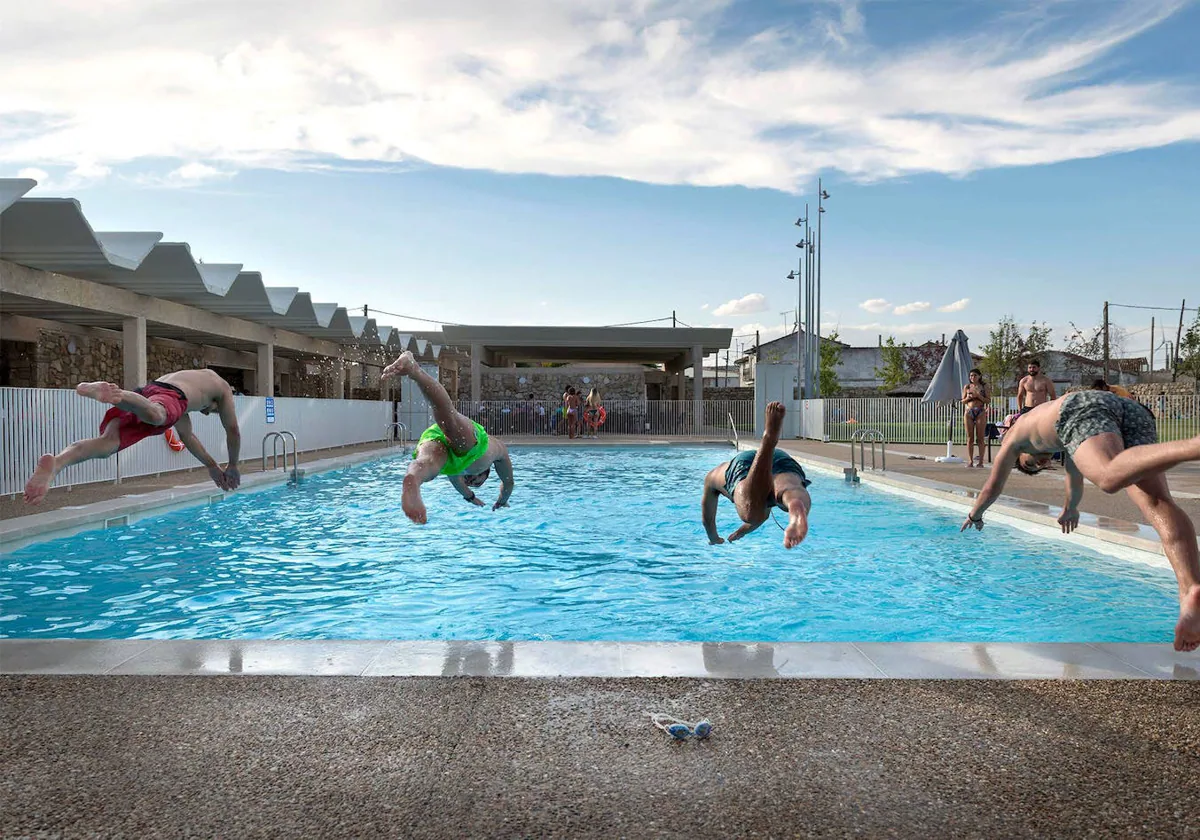 Piscina de Castromonte (Valladolid)