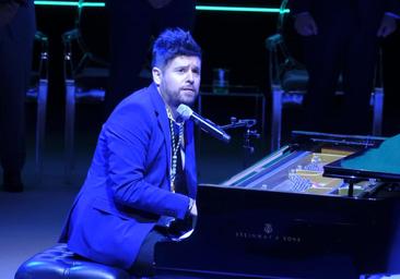 Así sonó el himno de Andalucía en la voz de Pablo López