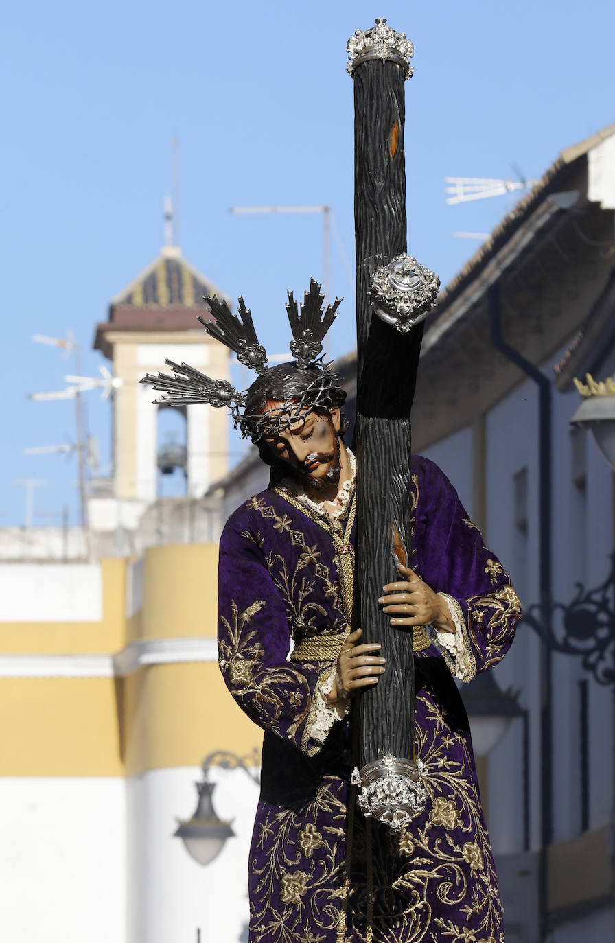 Fotos: El emocionante vía crucis de Jesús del Calvario a la Catedral de Córdoba por sus tres siglos