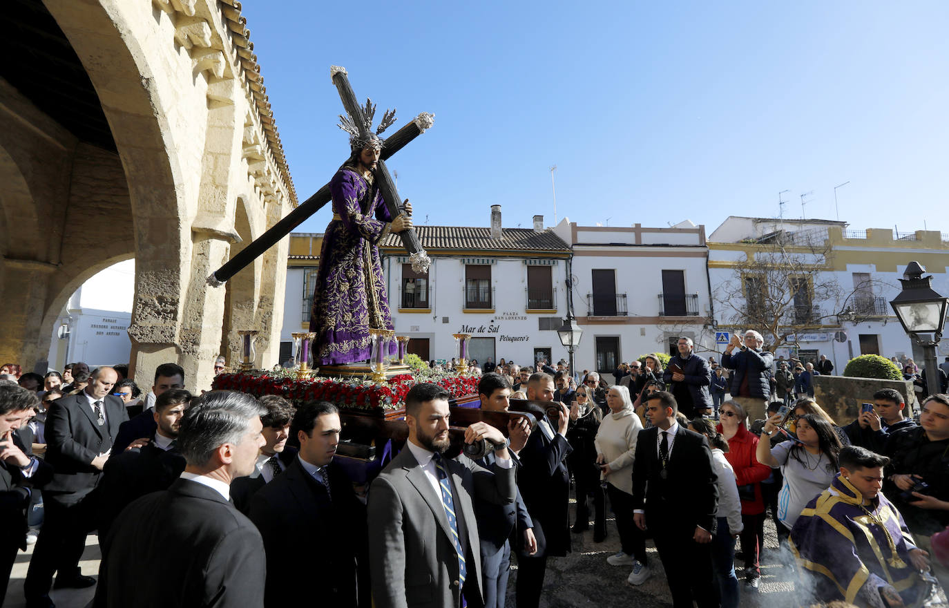 Fotos: El emocionante vía crucis de Jesús del Calvario a la Catedral de Córdoba por sus tres siglos