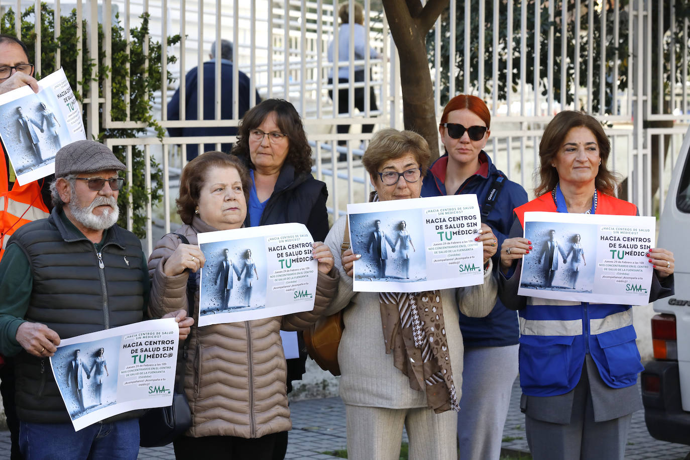 Fotos: Médicos de Córdoba se concentran para exigir mejoras en Atención Primaria