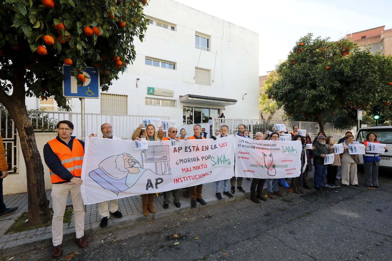 Fotos: Médicos de Córdoba se concentran para exigir mejoras en Atención Primaria