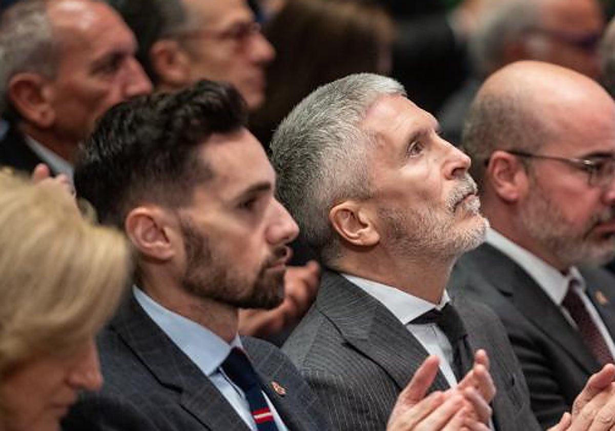 Fernando Grande Marlaska y Rafael Pérez, en un acto de Interior