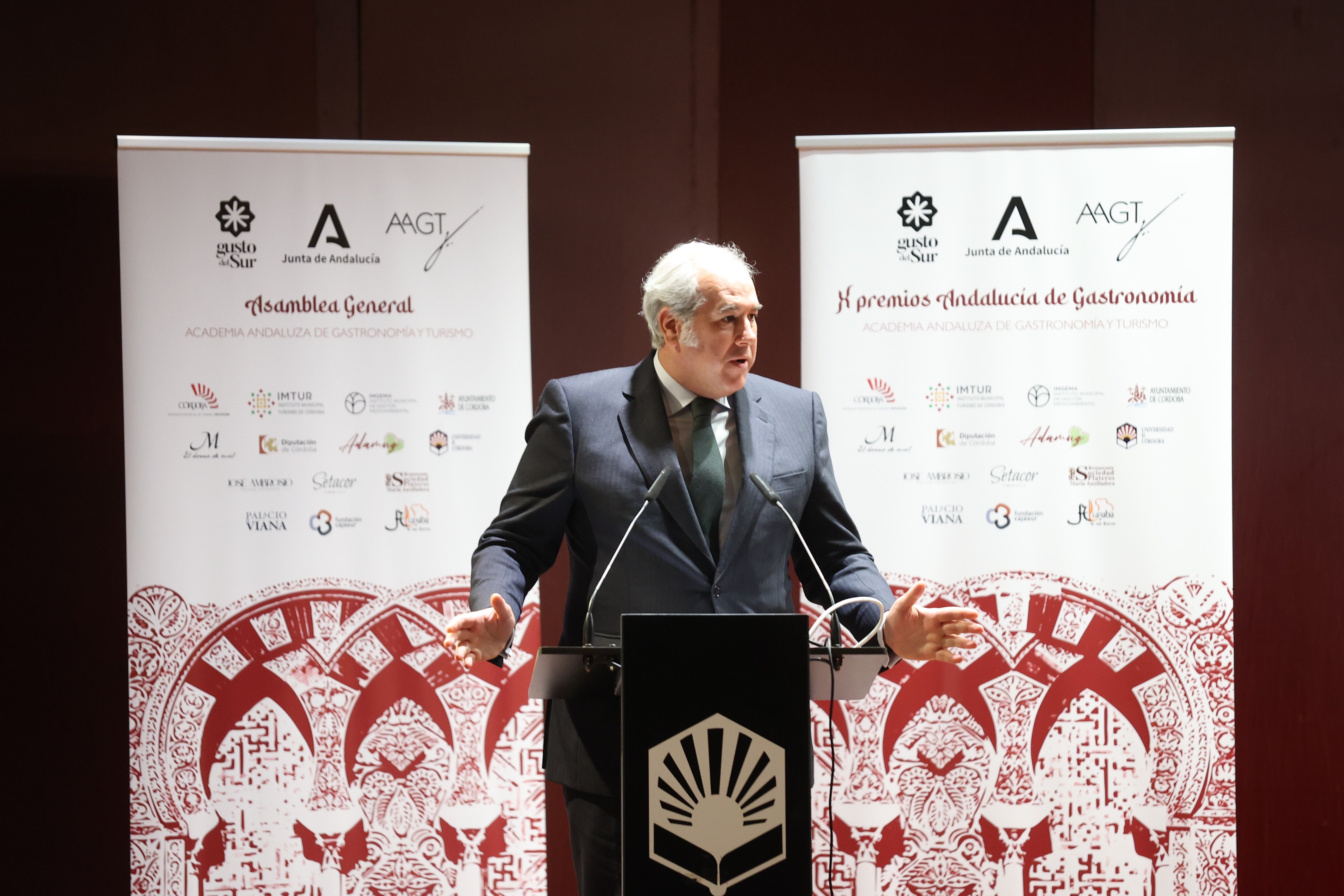 Fotos: la Academia Andaluza de Gastronomía y Turismo entrega los X Premios Andalucía Gastronomía