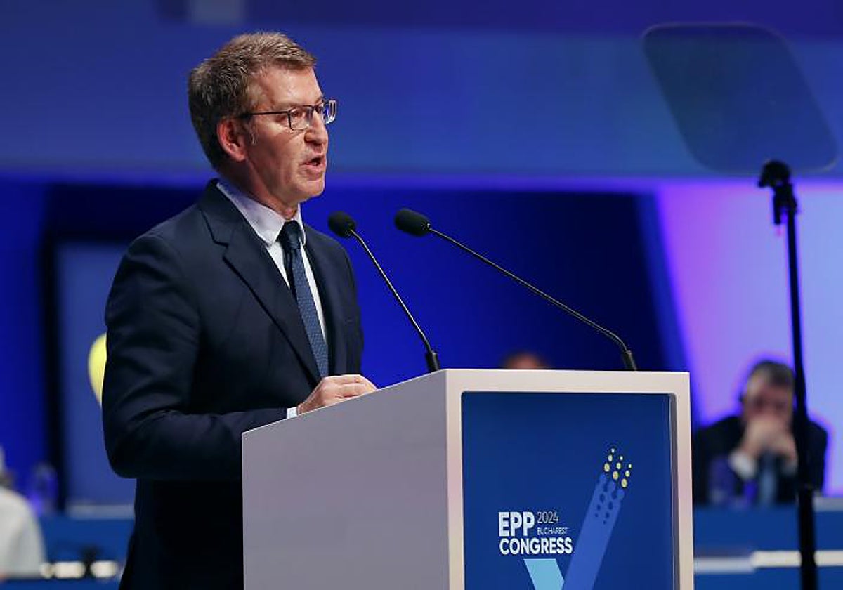 Alberto Núñez Feijoo, durante su intervención ayer en Bucarest (Rumanía)