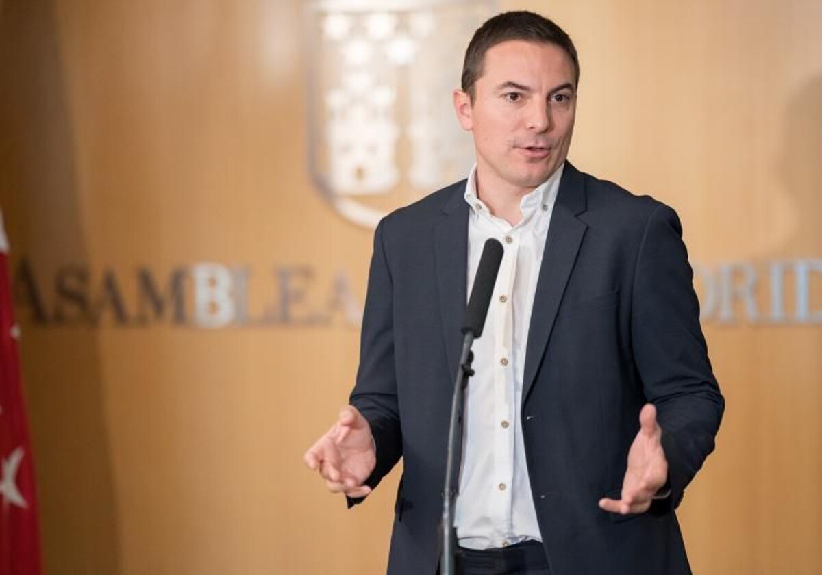 El portavoz socialistas en la Asamblea de Madrid, Juan Lobato