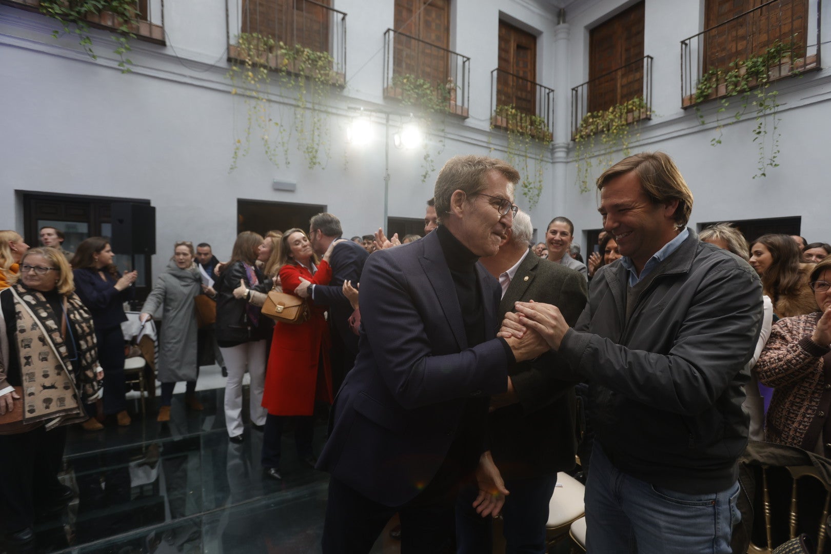 Fotos: el acto de Feijóo y el PP en Córdoba por el Día de la Mujer