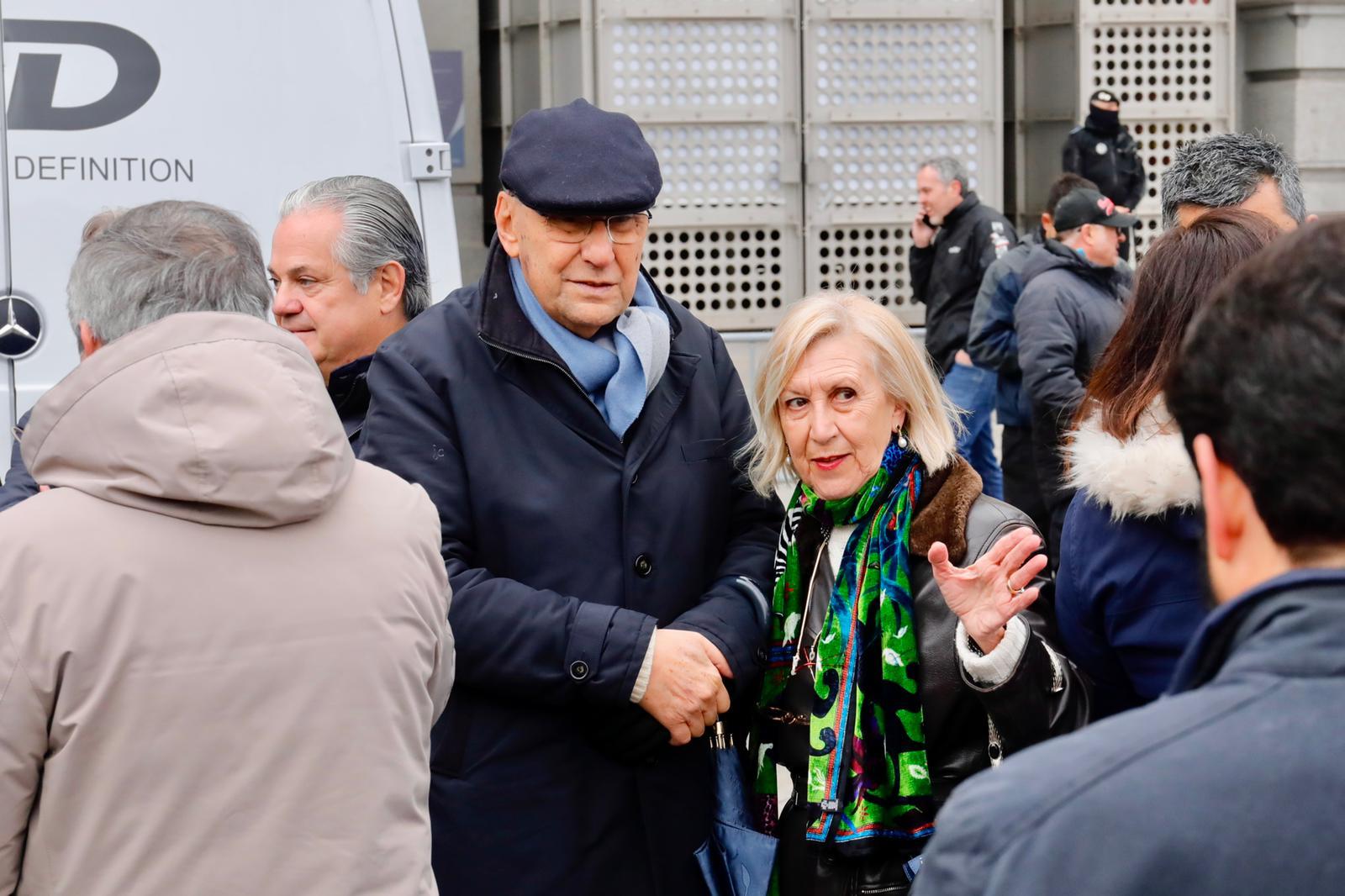 La manifestación 9-M en contra de la ley de amnistía celebrada en Cibeles, en imágenes