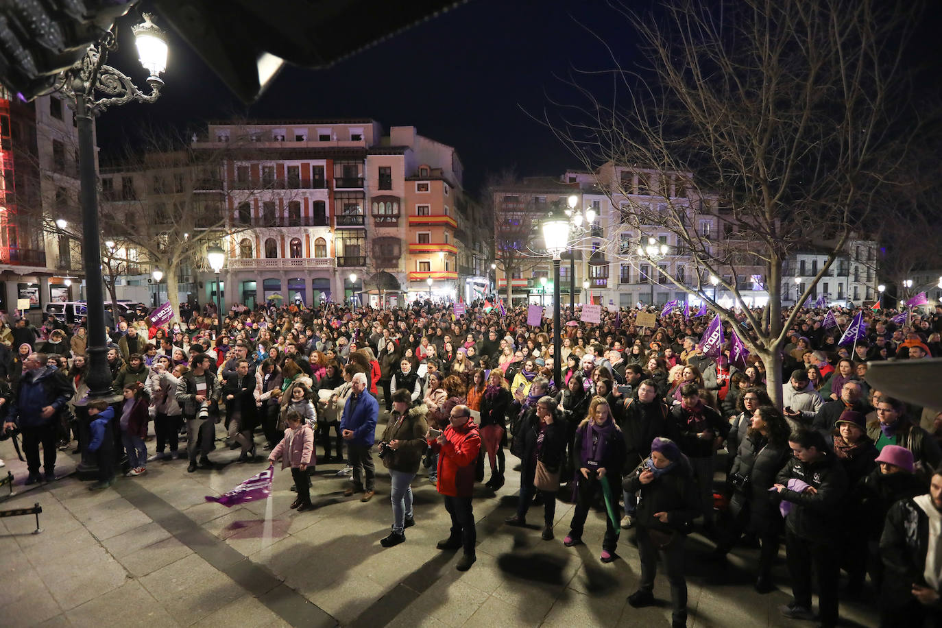 El morado toma las calles clamando feminismo