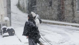 La nieve afecta a 10 rutas escolares, impidiendo que 73 escolares de Castilla-La Mancha lleguen a las aulas