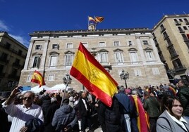 Medio millar de concentrados en Barcelona contra la amnistía
