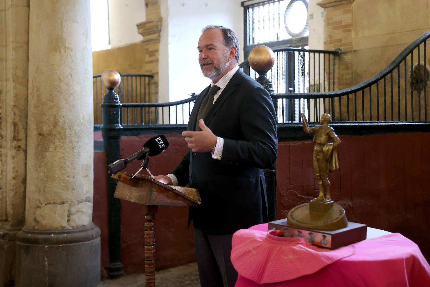 Fotos: el acto de presentación del premio que impulsa El Cordobés para defender la Tauromaquia