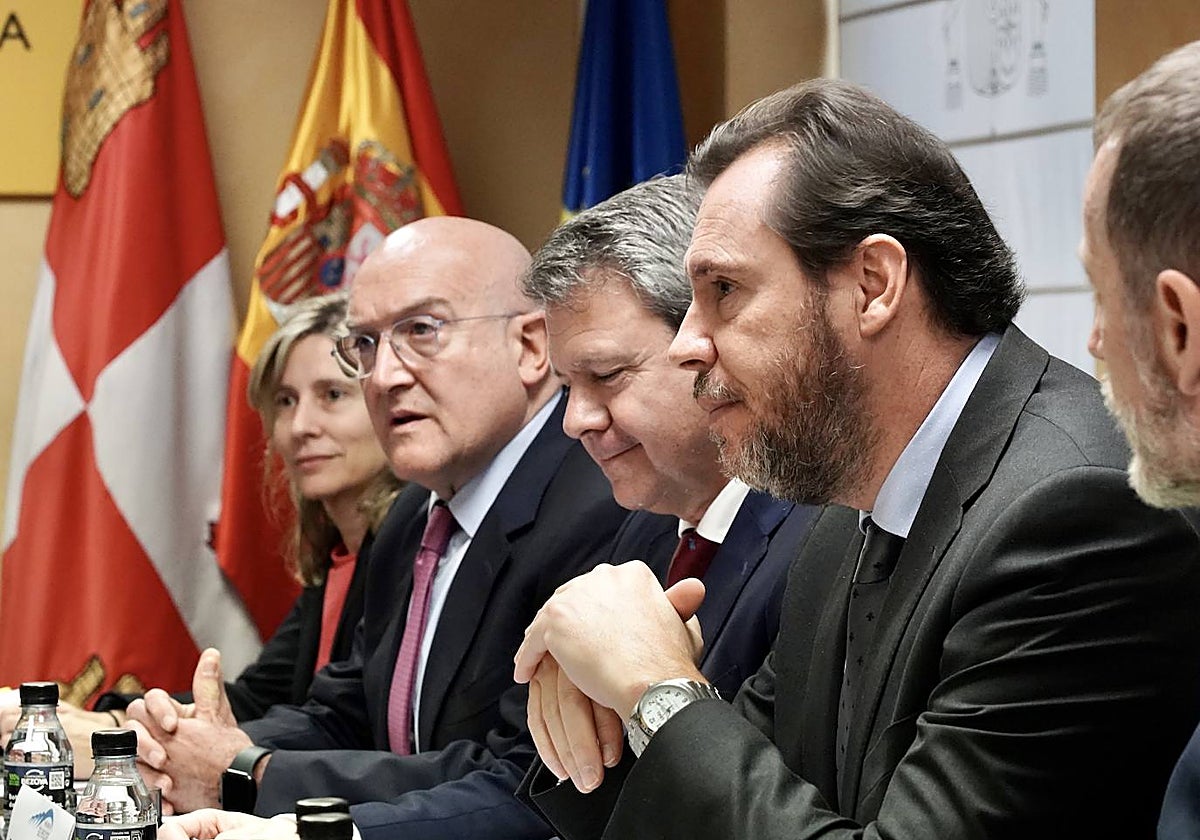 Carnero y Puente en la última reunión de la Sociedad Valladolid Alta Velocidad