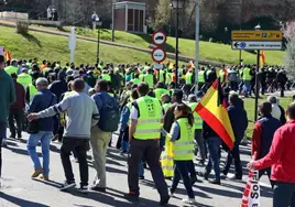Tensión e insultos a periodistas de un grupo de manifestantes de la tractorada en Toledo