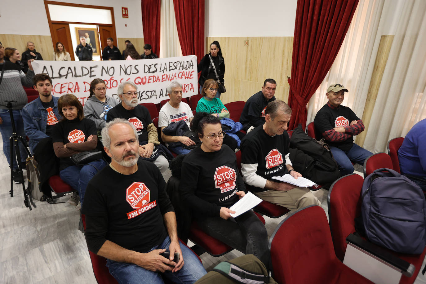 Fotos: el Pleno del Ayuntamiento de Córdoba