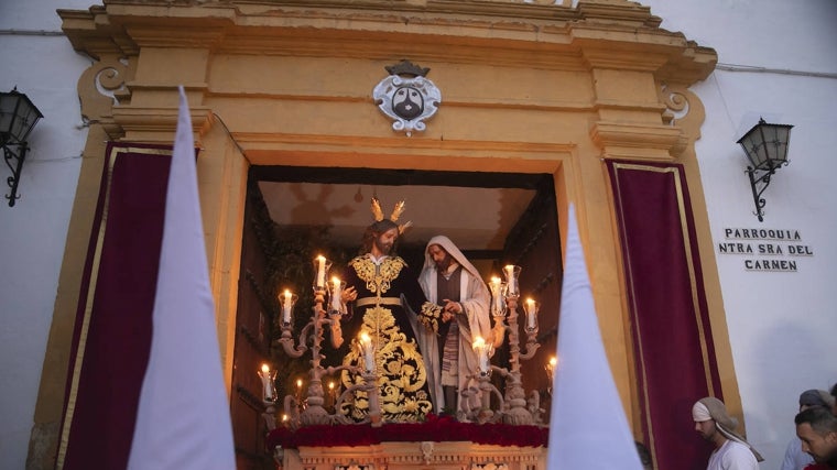 El Señor de la Salud en el Beso de Judas, al salir de su parroquia