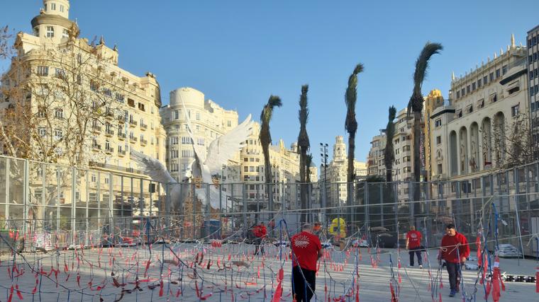 Imagen de la mascletà de este jueves en la plaza del Ayuntamiento