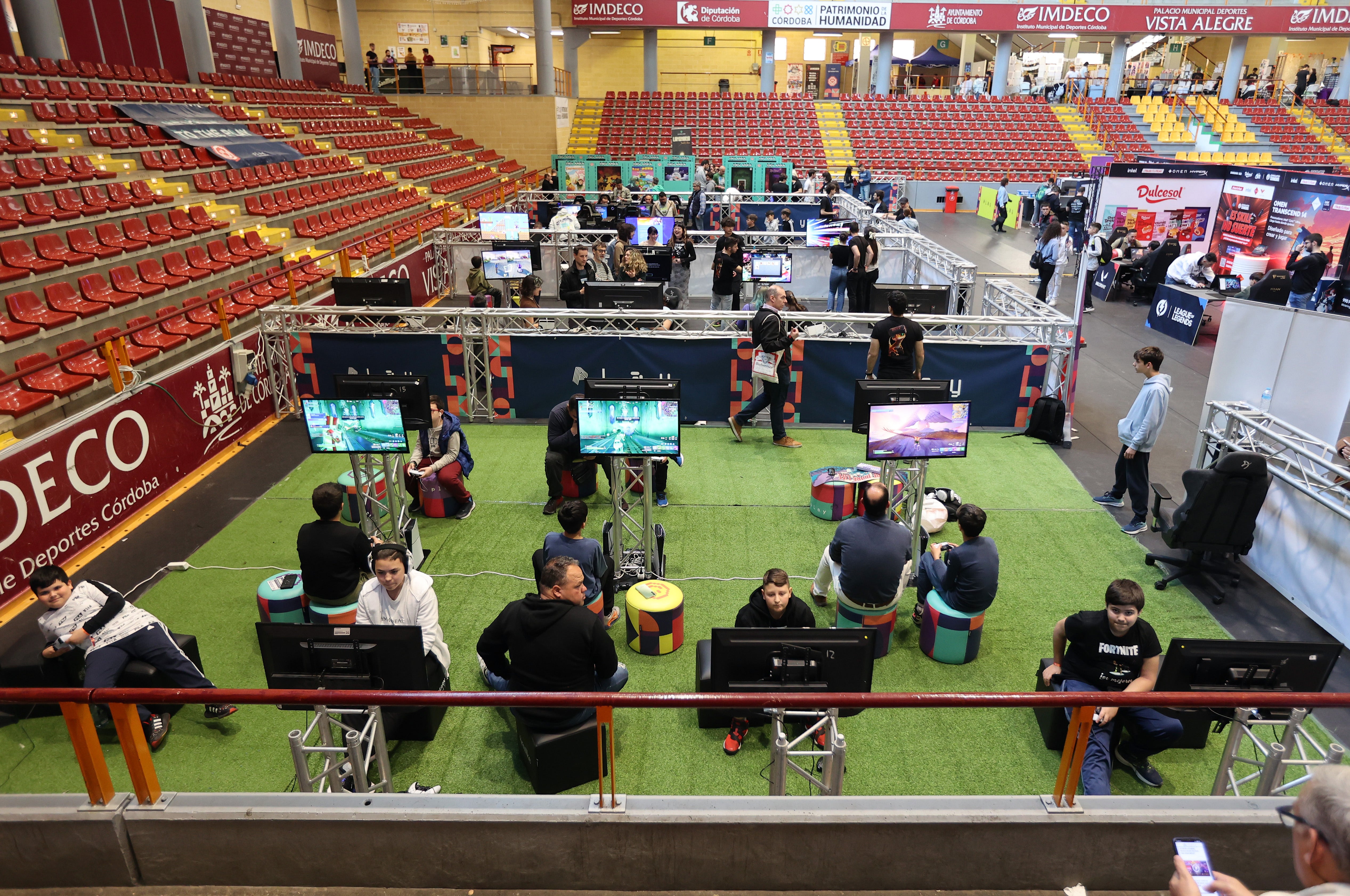 Fotos: ambientazo de &#039;gaming&#039; y ocio digital en el Play Fest Game de Córdoba