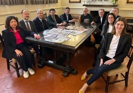 Reunión histórica del sector de la edición y comercialización de diarios y revistas en apoyo de los quiosqueros de Córdoba