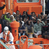 Rescatada una patera con 45 migrantes en aguas de Lanzarote