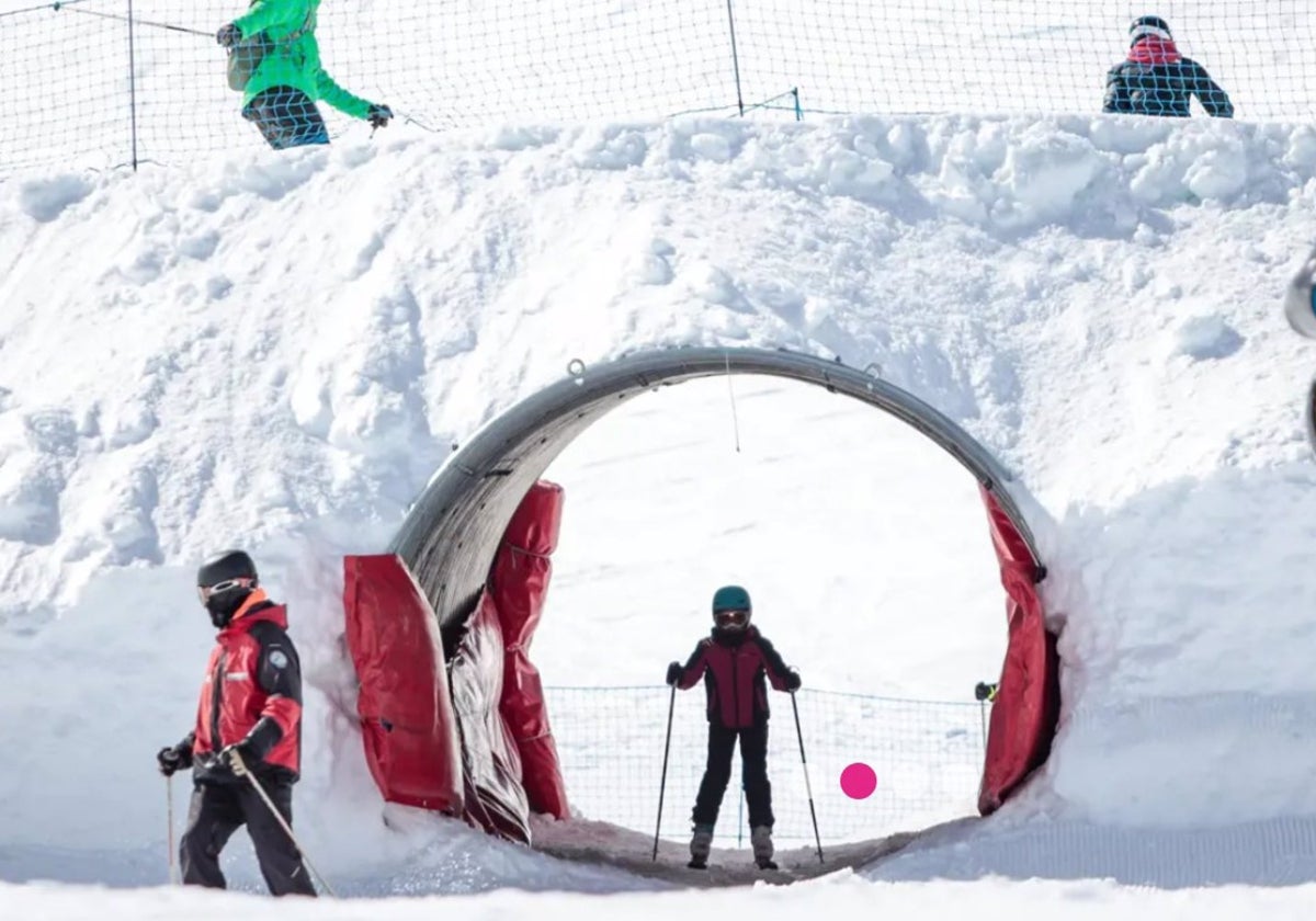 Imagen Sierra Nevada abre las nuevas pistas temáticas para niños