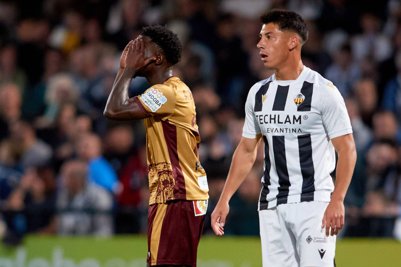 Fotos: el emocionante y trepidante triunfo del Córdoba ante el Castellón