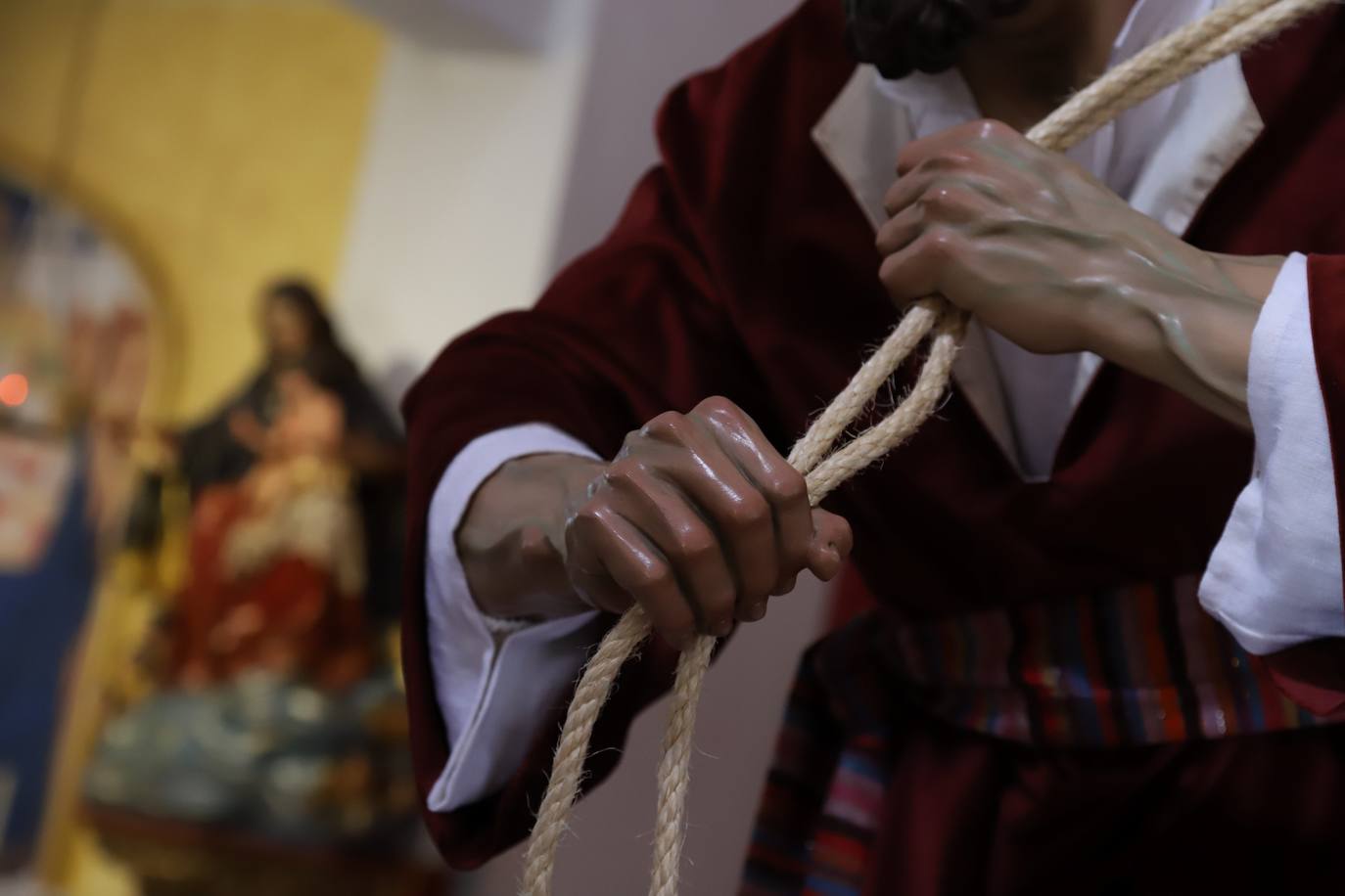 Fotos: Las Tres Caídas cobra vida en Córdoba con el Cirineo y un sayón