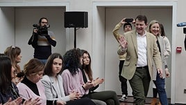 Mañueco anuncia una nueva línea de ayudas para la contratación de mujeres menores de 30 años en sectores con poca presencia femenina