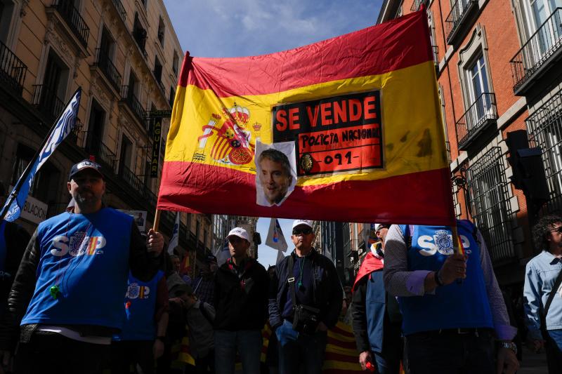 La manifestación de policías y guardias civiles en Madrid este sábado, en imágenes
