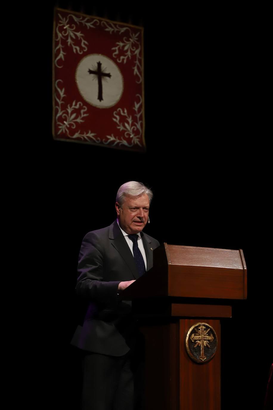 Fotos: el sentido anuncio de Juan José Primo Jurado de la Semana Santa de Córdoba