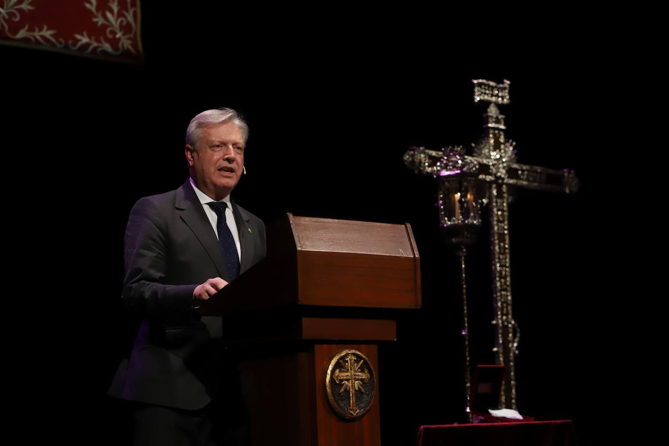 Fotos: el sentido anuncio de Juan José Primo Jurado de la Semana Santa de Córdoba