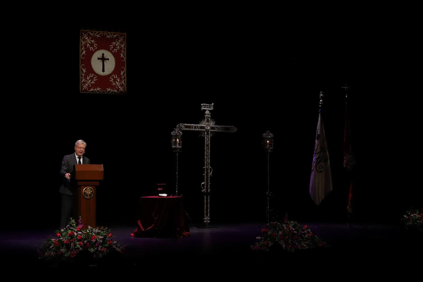 Fotos: el sentido anuncio de Juan José Primo Jurado de la Semana Santa de Córdoba