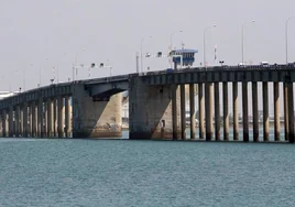 El puente Carranza de Cádiz se cortará cuatro meses a partir de este domingo para sustituir sus vigas