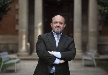 El constitucionalismo catalán apoya a Alejandro Fernández ante las dudas de Génova