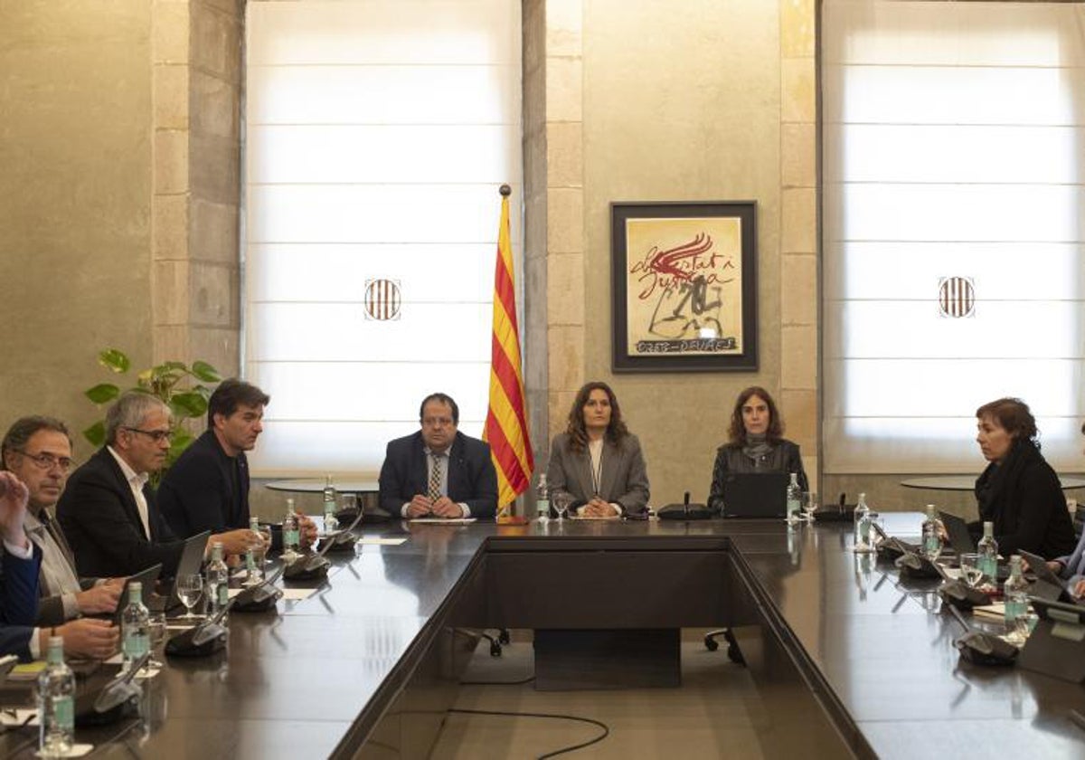 Gabinete de crisis del Govern por el bloqueo de las prisiones catalanas tras el asesinato de una trabajadora de Mas d'Enric