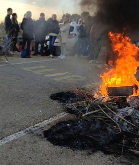 Imagen secundaria 2 - Protestas de funcionarios de prisiones este lunes en Cataluña, tras el asesinato de Nuria, a manos de un interno, en Mas d'Enric