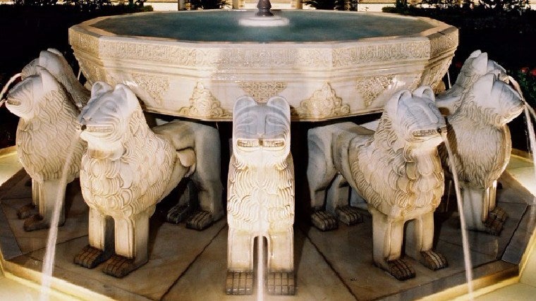 Réplica de la fuente del Patio de los Leones en la Alhambra de Riad