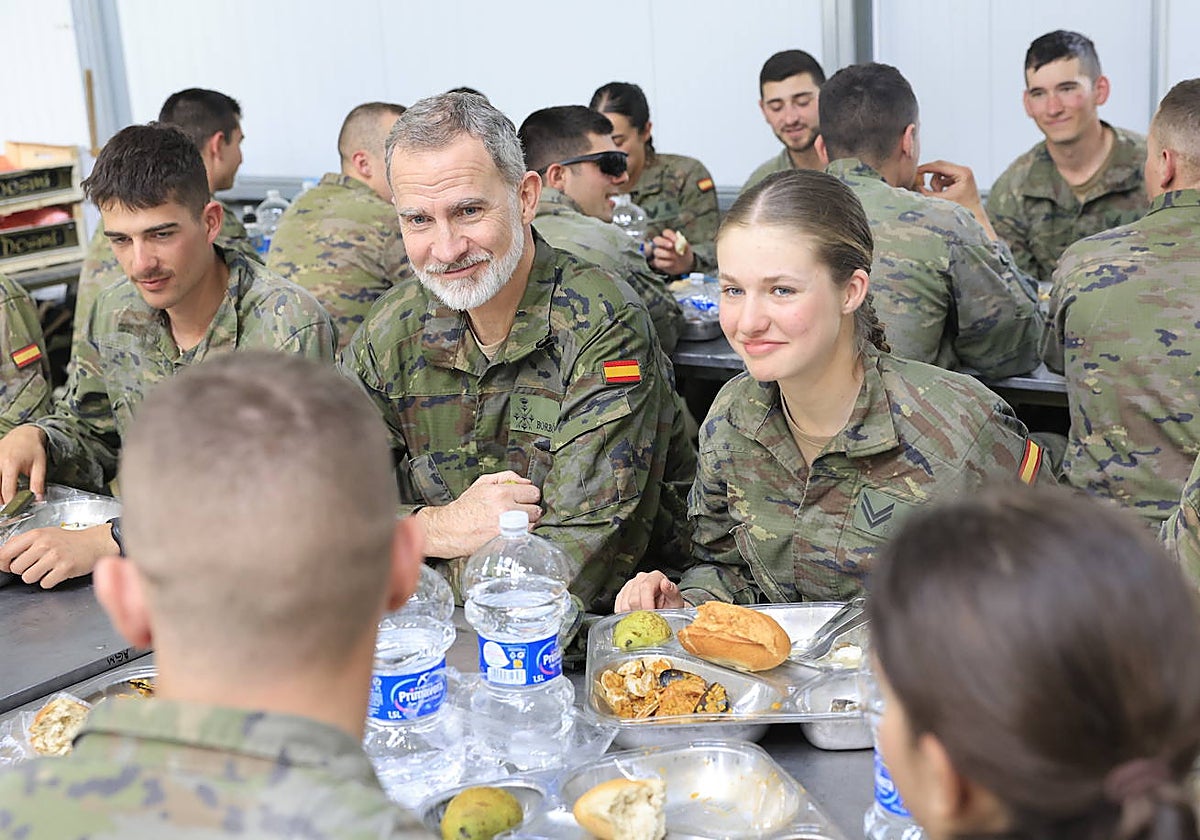 El Rey Felipe VI y la Princesa Leonor en el Centro Nacional de Adiestramiento de San Gregorio