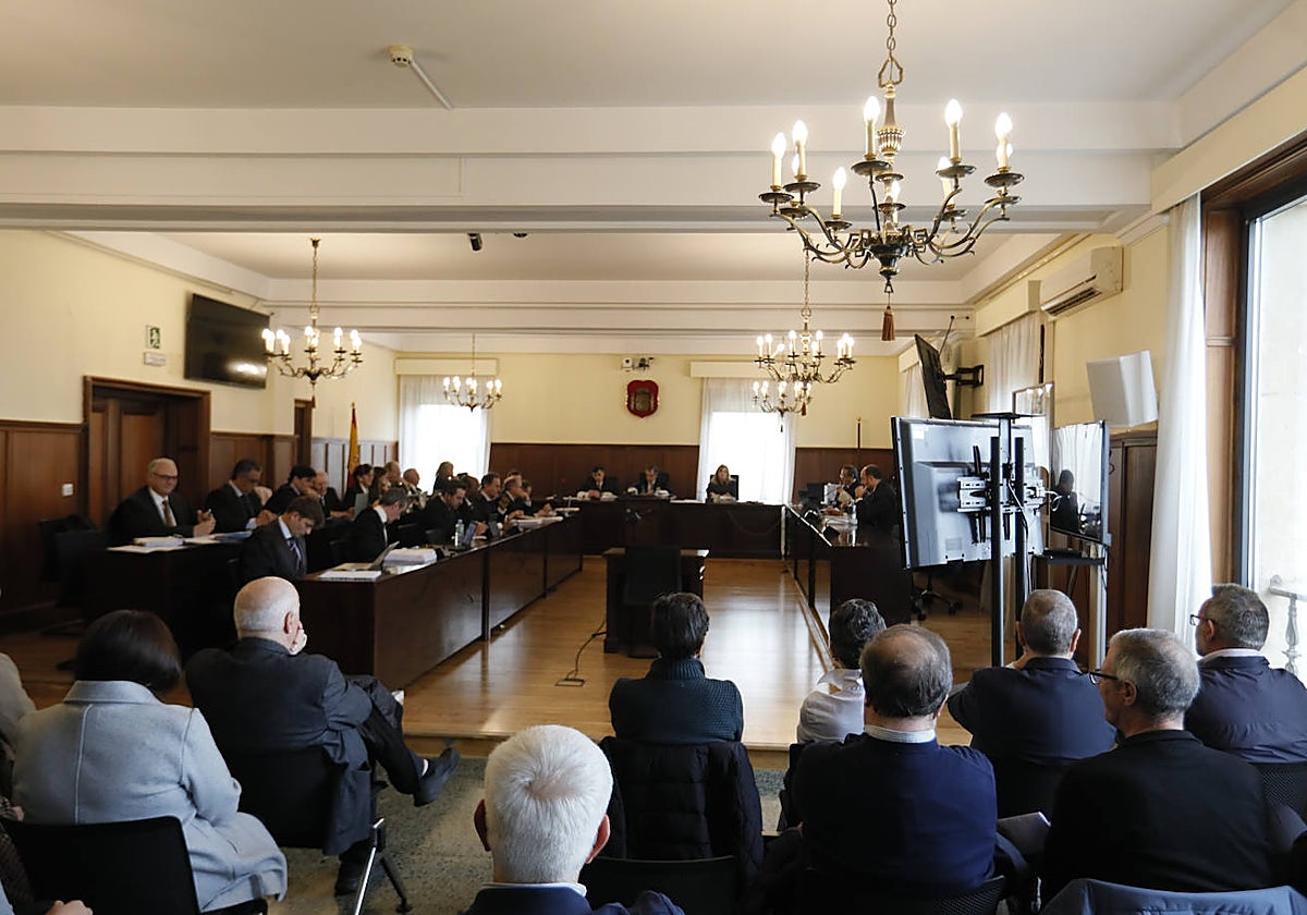 Un momento del juicio por las presuntas facturas falsas de UGT que se celebra en Sevilla