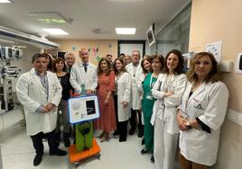 El Hospital Reina Sofía de Córdoba incorpora música y color al tratamiento de pacientes en UCI Pediátrica