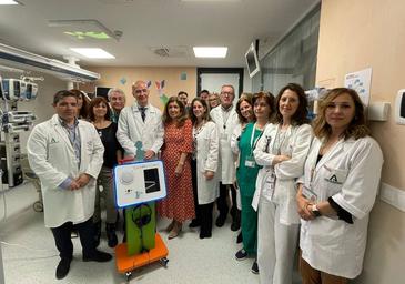 El Hospital Reina Sofía incorpora la música y el color al tratamiento de pacientes en UCI Pediátrica