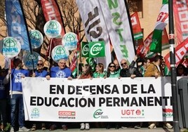 Los sindicatos cierran un acuerdo sobre los centros de adultos de Andalucía y desconvocan las movilizaciones