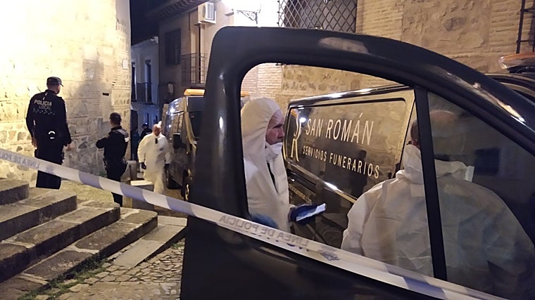 La Policía acordonó la zona al inicio y en lo alto de la cuesta