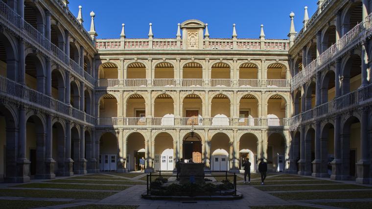 Edificio principal del rectorado de la Universidad de Alcalá