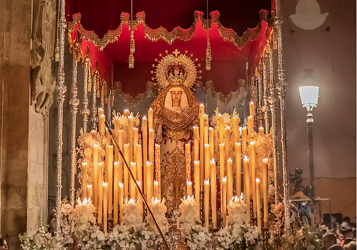 La Virgen de la Cofradía de la Lanzada