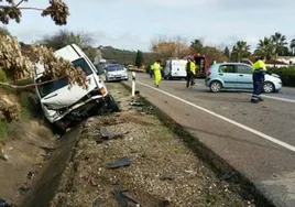 Accidente Córdoba: muere una persona en un choque frontal en Aguilar de la Frontera con dos heridos más