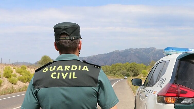 Fallece un motorista tras salirse de la vía en Dueñas